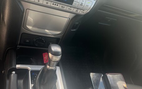 Toyota Land Cruiser Prado 150 рестайлинг 2, 2021 год, 4 450 000 рублей, 4 фотография