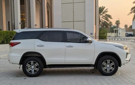 Toyota Fortuner II, 2023 год, 3 666 666 рублей, 4 фотография