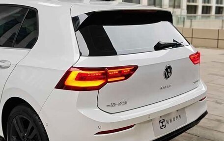 Volkswagen Golf VIII, 2023 год, 2 378 000 рублей, 1 фотография