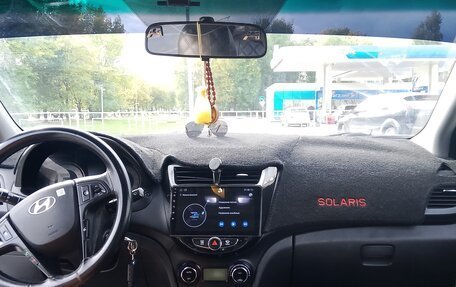 Hyundai Solaris II рестайлинг, 2012 год, 5 100 000 рублей, 3 фотография