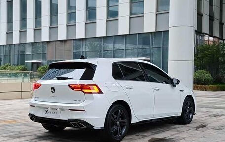 Volkswagen Golf VIII, 2023 год, 2 378 000 рублей, 6 фотография