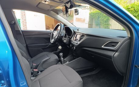 Hyundai Solaris II рестайлинг, 2017 год, 880 000 рублей, 18 фотография