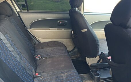 Toyota Passo III, 2004 год, 280 000 рублей, 8 фотография