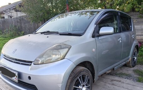 Toyota Passo III, 2004 год, 280 000 рублей, 2 фотография