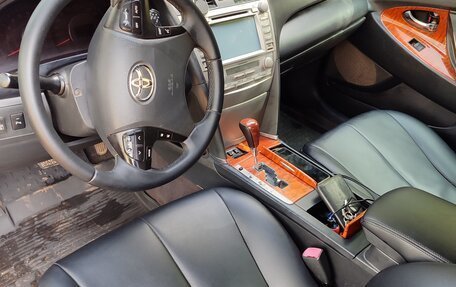 Toyota Camry, 2009 год, 750 000 рублей, 4 фотография