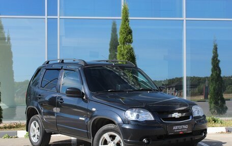 Chevrolet Niva I рестайлинг, 2016 год, 590 000 рублей, 3 фотография