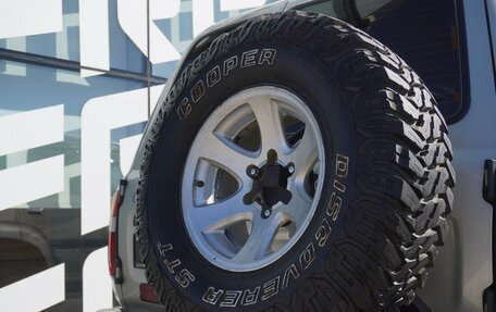 Toyota Land Cruiser 80 рестайлинг, 1995 год, 3 465 000 рублей, 10 фотография