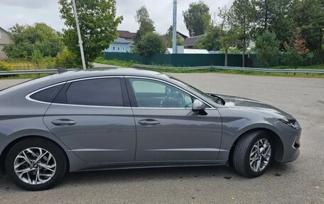 Hyundai Sonata VIII, 2020 год, 1 760 000 рублей, 2 фотография
