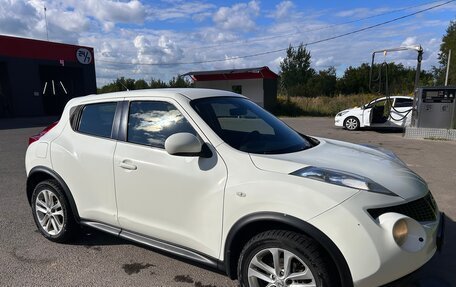 Nissan Juke II, 2013 год, 845 000 рублей, 2 фотография