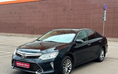 Toyota Camry, 2015 год, 1 780 000 рублей, 1 фотография