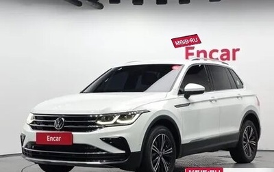 Volkswagen Tiguan II, 2022 год, 3 829 269 рублей, 1 фотография