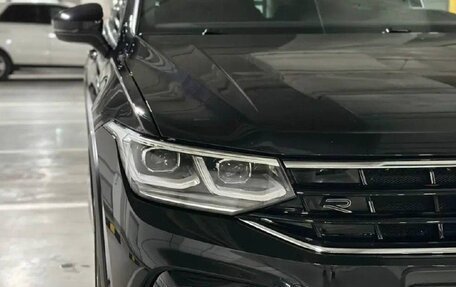 Volkswagen Tiguan II, 2023 год, 2 950 000 рублей, 3 фотография