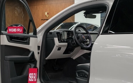 Porsche Cayenne III, 2026 год, 19 690 000 рублей, 12 фотография