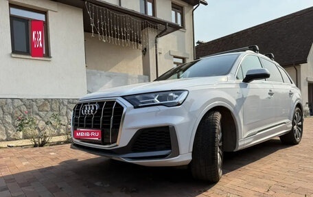 Audi Q7, 2022 год, 12 000 000 рублей, 2 фотография