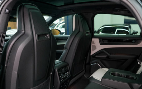 Porsche Cayenne III, 2026 год, 19 690 000 рублей, 31 фотография