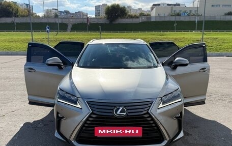 Lexus RX IV рестайлинг, 2018 год, 4 750 000 рублей, 11 фотография