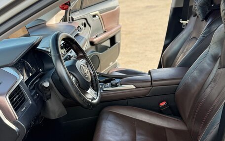 Lexus RX IV рестайлинг, 2018 год, 4 750 000 рублей, 16 фотография