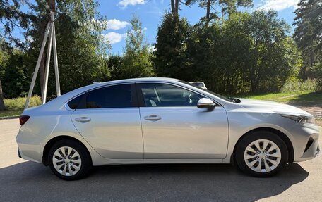 KIA Cerato IV, 2022 год, 2 400 000 рублей, 3 фотография