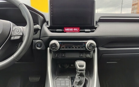 Toyota RAV4, 2022 год, 3 300 000 рублей, 19 фотография