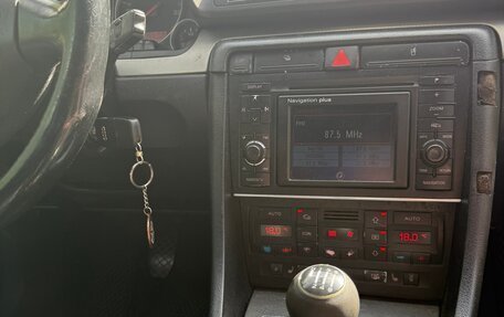 Audi A4, 2004 год, 730 000 рублей, 11 фотография