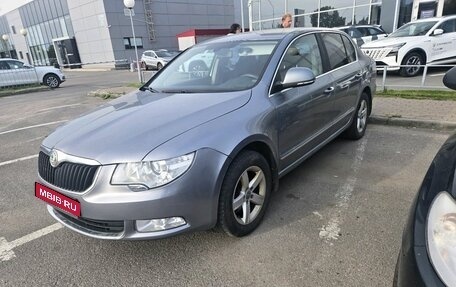Skoda Superb III рестайлинг, 2011 год, 799 000 рублей, 1 фотография