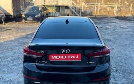 Hyundai Elantra VI рестайлинг, 2016 год, 1 100 000 рублей, 2 фотография