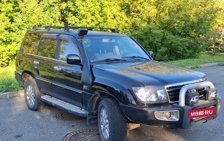 Toyota Land Cruiser 100 рестайлинг 2, 2006 год, 2 500 000 рублей, 3 фотография