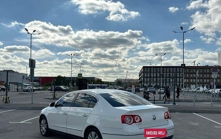 Volkswagen Passat B6, 2010 год, 815 000 рублей, 3 фотография