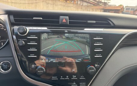 Toyota Camry, 2018 год, 2 112 000 рублей, 9 фотография