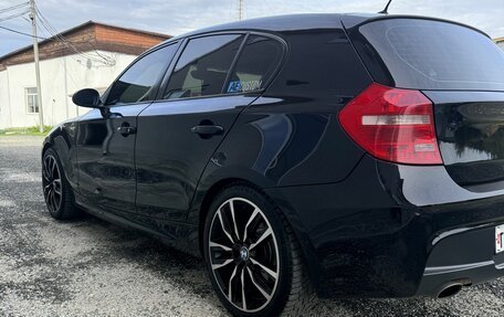 BMW 1 серия, 2009 год, 1 000 000 рублей, 6 фотография