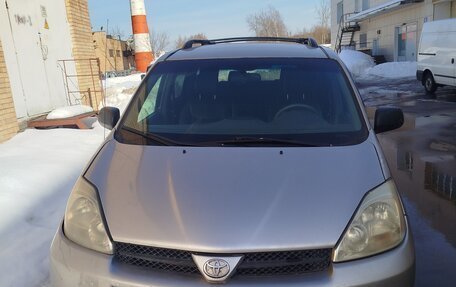 Toyota Sienna II рестайлинг, 2003 год, 850 000 рублей, 3 фотография