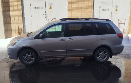 Toyota Sienna II рестайлинг, 2003 год, 850 000 рублей, 5 фотография