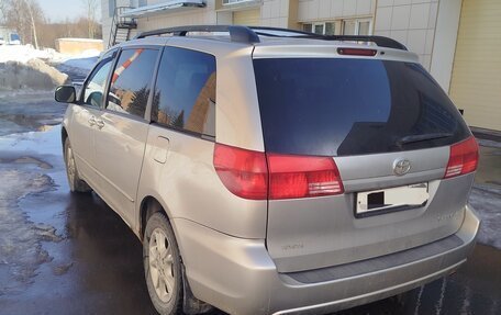 Toyota Sienna II рестайлинг, 2003 год, 850 000 рублей, 8 фотография