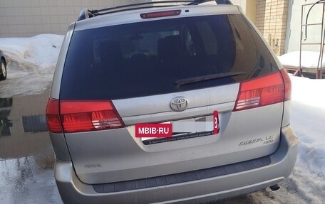 Toyota Sienna II рестайлинг, 2003 год, 850 000 рублей, 4 фотография