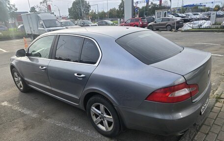 Skoda Superb III рестайлинг, 2011 год, 799 000 рублей, 2 фотография