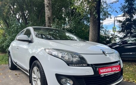 Renault Megane III, 2013 год, 620 000 рублей, 2 фотография