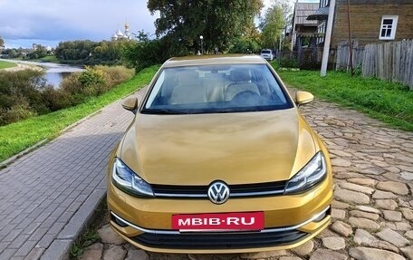Volkswagen Golf VII, 2018 год, 1 800 000 рублей, 2 фотография