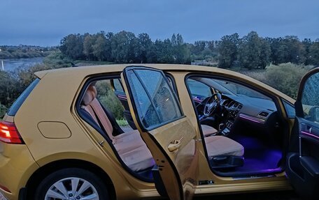 Volkswagen Golf VII, 2018 год, 1 800 000 рублей, 14 фотография