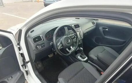 Volkswagen Polo VI (EU Market), 2018 год, 1 750 000 рублей, 3 фотография