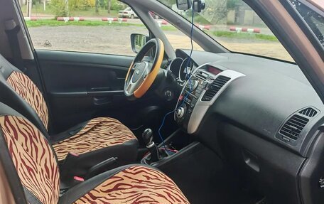 KIA Venga I, 2012 год, 890 000 рублей, 24 фотография