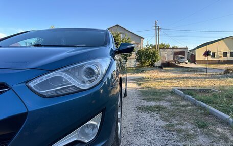 Hyundai i40 I рестайлинг, 2013 год, 1 000 000 рублей, 3 фотография