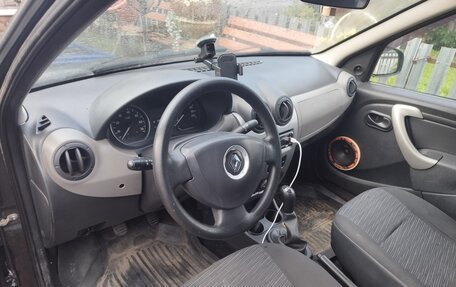 Renault Logan I, 2010 год, 330 000 рублей, 4 фотография