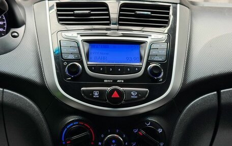 Hyundai Solaris II рестайлинг, 2011 год, 699 000 рублей, 14 фотография