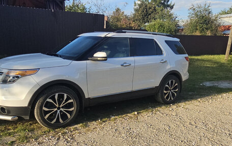 Ford Explorer VI, 2012 год, 1 950 000 рублей, 3 фотография