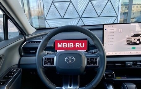 Toyota RAV4, 2026 год, 4 690 000 рублей, 19 фотография