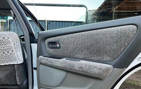Toyota Mark II VIII (X100), 1996 год, 890 000 рублей, 26 фотография