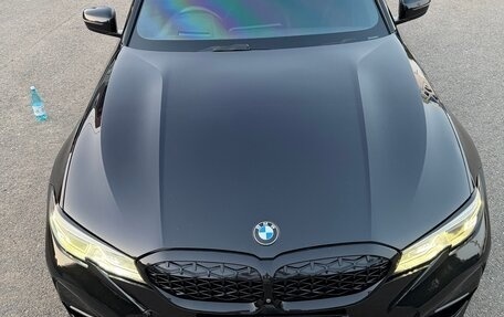 BMW 3 серия, 2019 год, 2 400 000 рублей, 3 фотография