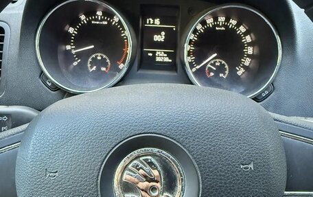 Skoda Yeti I рестайлинг, 2014 год, 1 250 000 рублей, 6 фотография