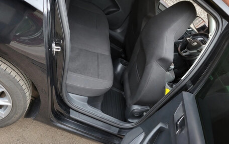Skoda Rapid I, 2014 год, 850 000 рублей, 10 фотография