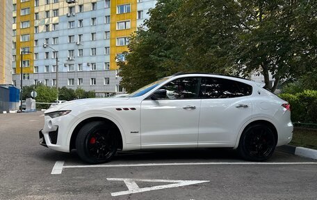 Maserati Levante I, 2017 год, 3 800 000 рублей, 7 фотография